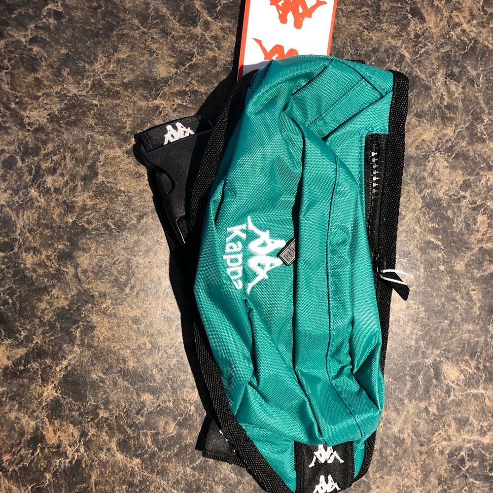 NWT Kappa Authentic FannyPack| Green / Black - Picture 3 of 7